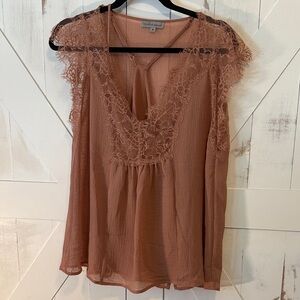 Wishlist Lace Detail Blouse in Dusty Rose - Lined